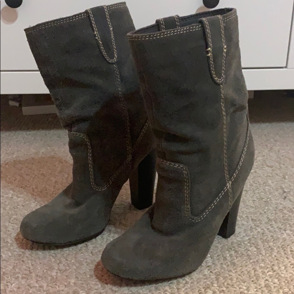 grey boots